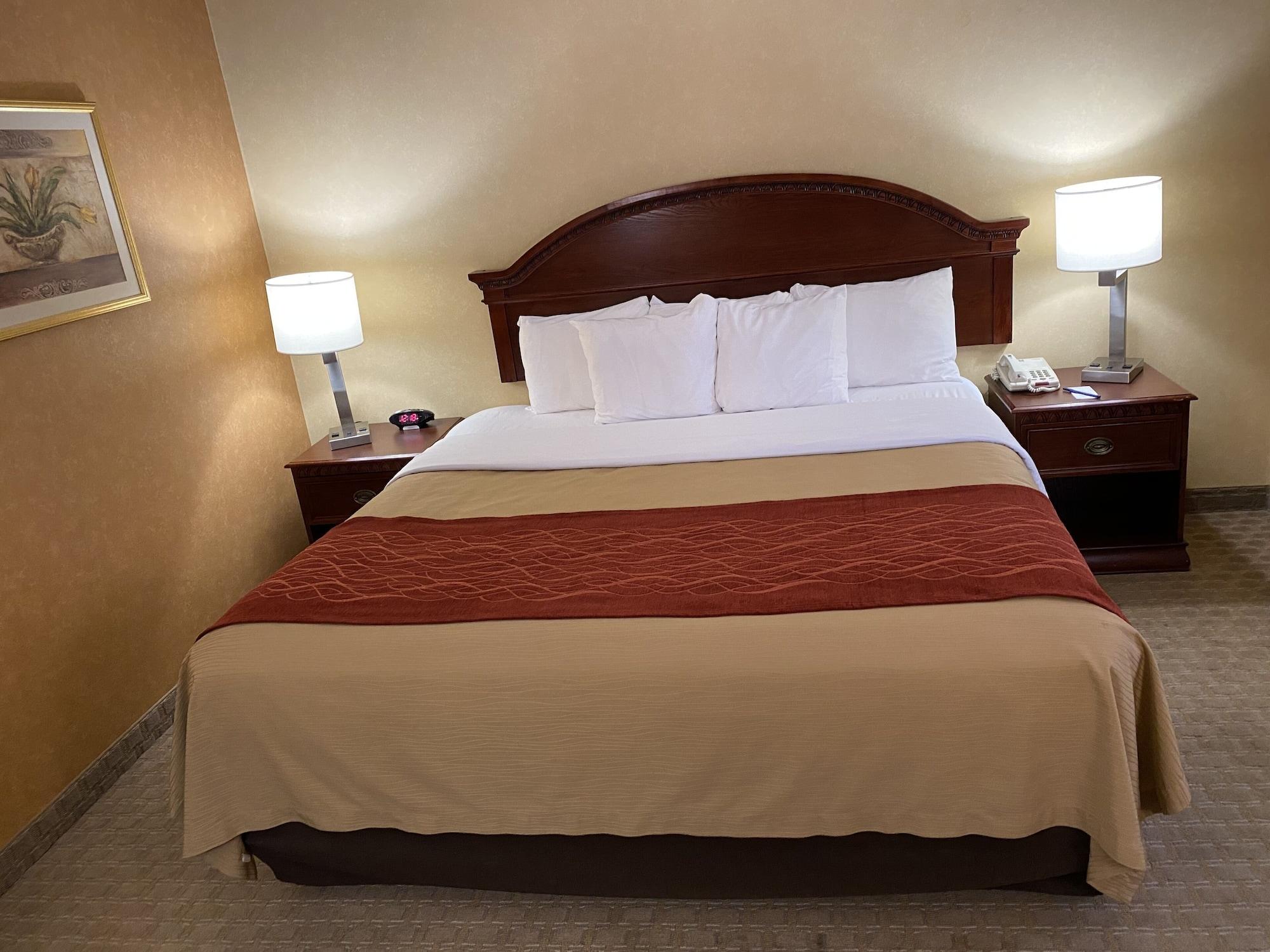Quality Inn Near Walden Galleria Mall Cheektowaga Eksteriør billede