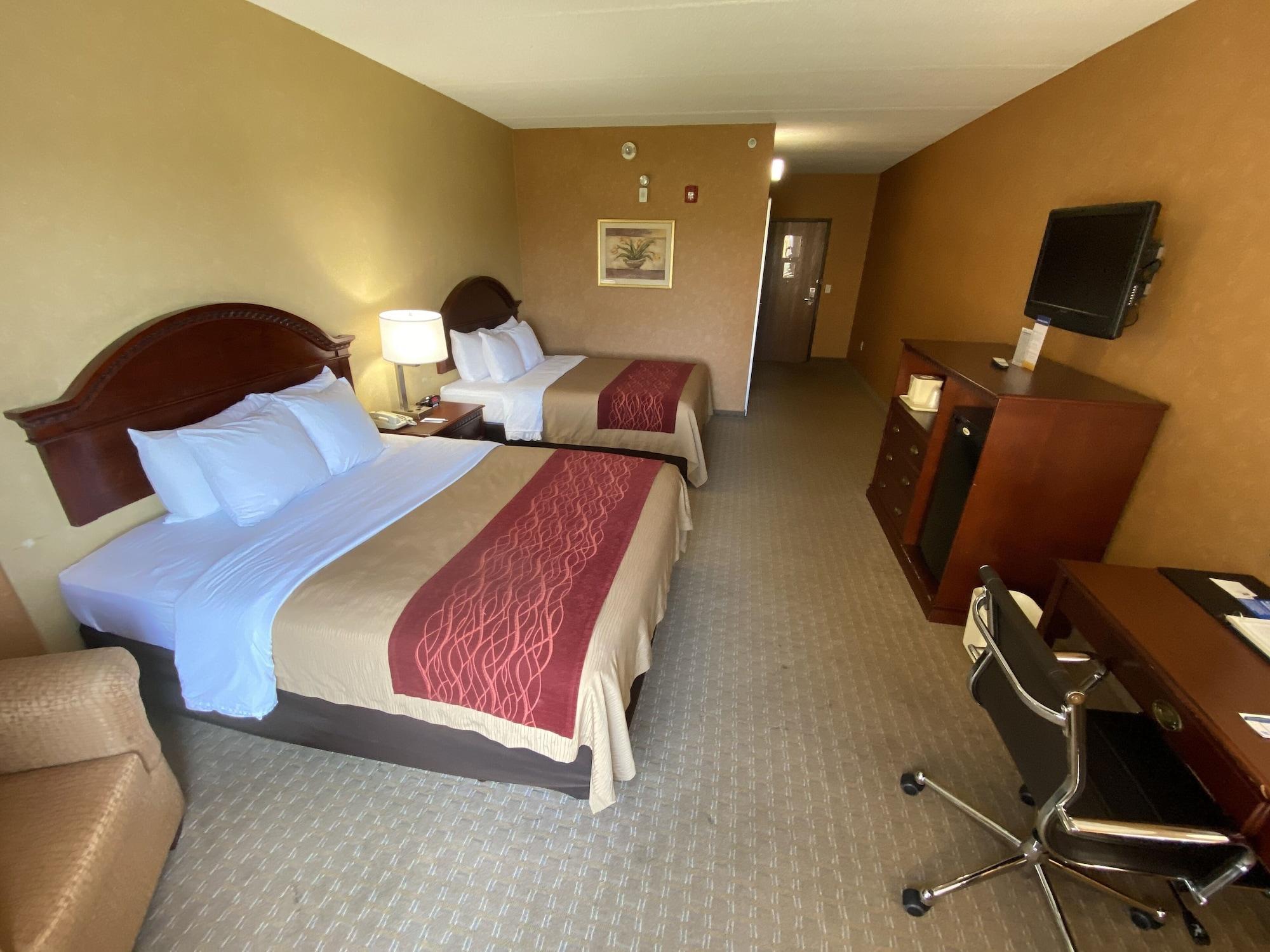 Quality Inn Near Walden Galleria Mall Cheektowaga Eksteriør billede