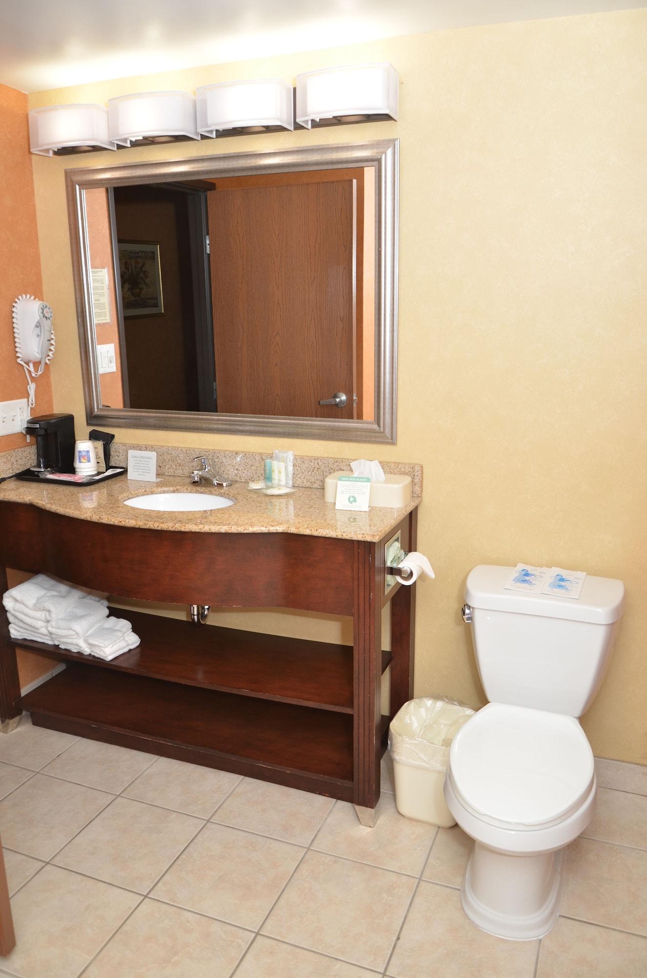 Quality Inn Near Walden Galleria Mall Cheektowaga Eksteriør billede