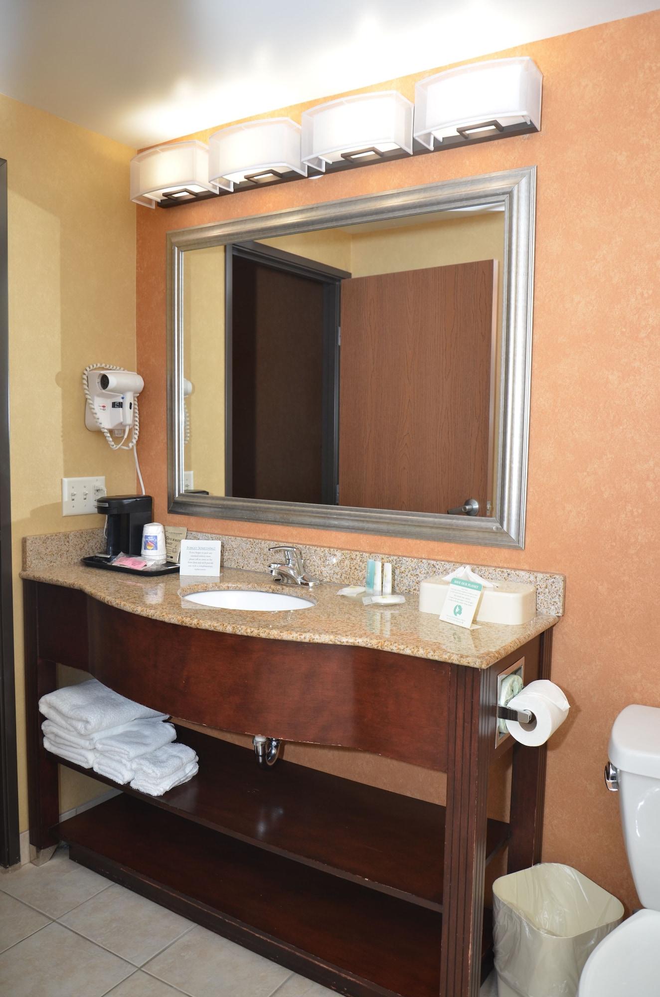 Quality Inn Near Walden Galleria Mall Cheektowaga Eksteriør billede