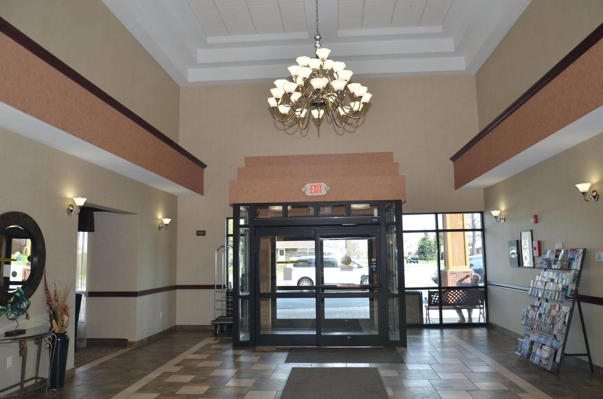 Quality Inn Near Walden Galleria Mall Cheektowaga Eksteriør billede